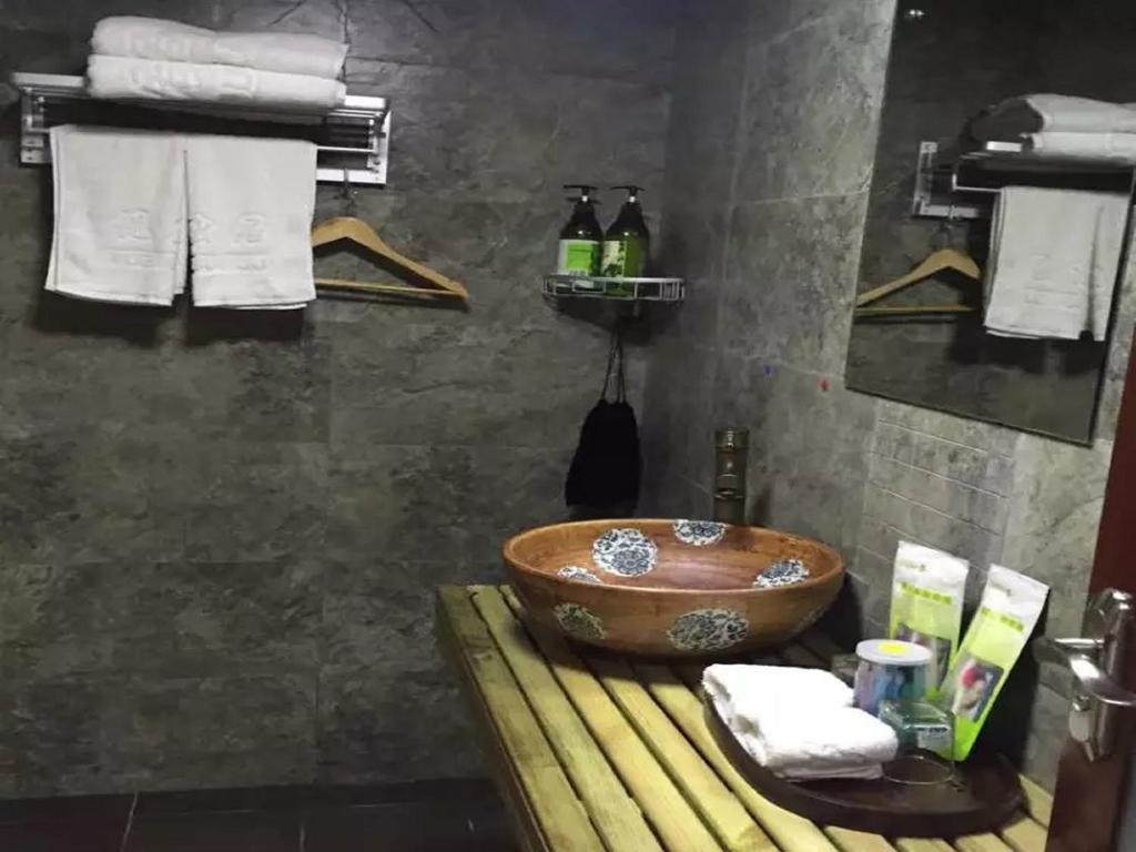 Zhangjiajie Yueranju Hostel Buitenkant foto
