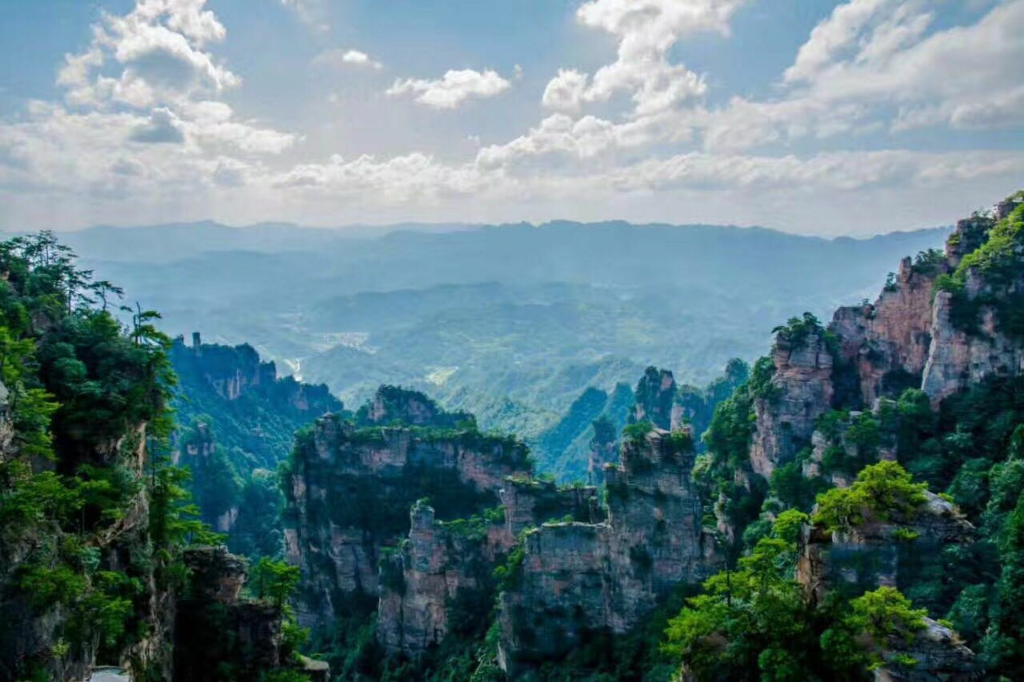Zhangjiajie Yueranju Hostel Buitenkant foto