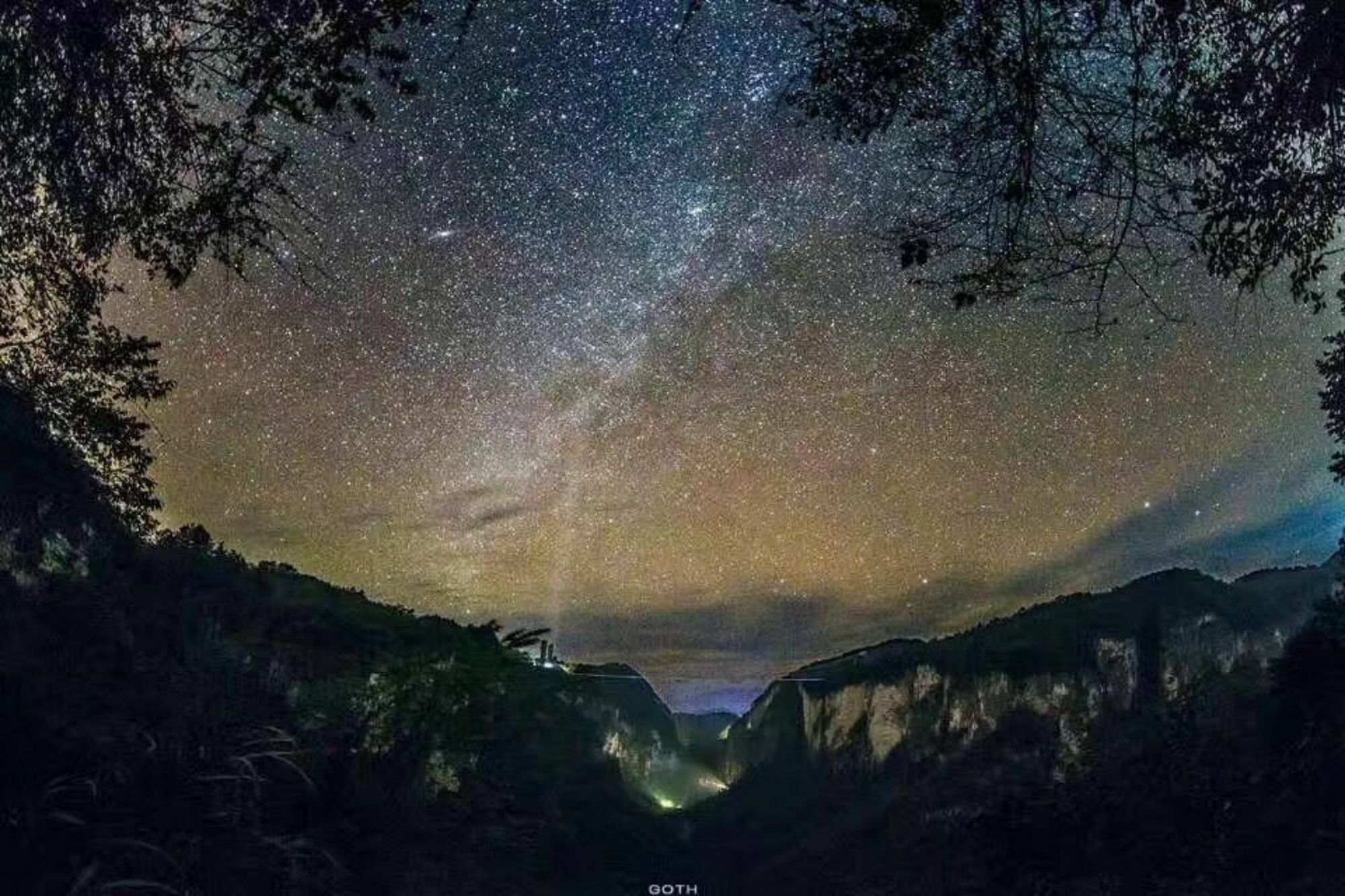 Zhangjiajie Yueranju Hostel Buitenkant foto
